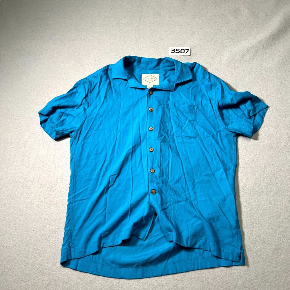 St. John's Bay Camp Shirt Mens M Blue Rayon Short Sleeve Classic Fit Button Up